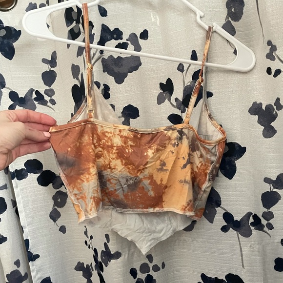 Crop Tank Top - Picture 3 of 3